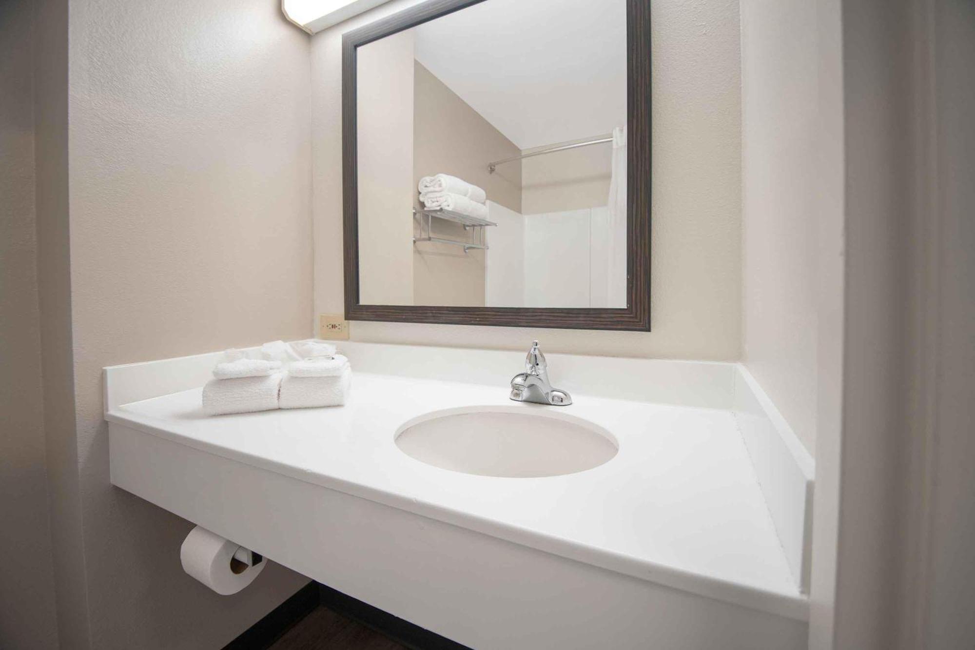 Extended America - Seattle - - West 2* Bothell